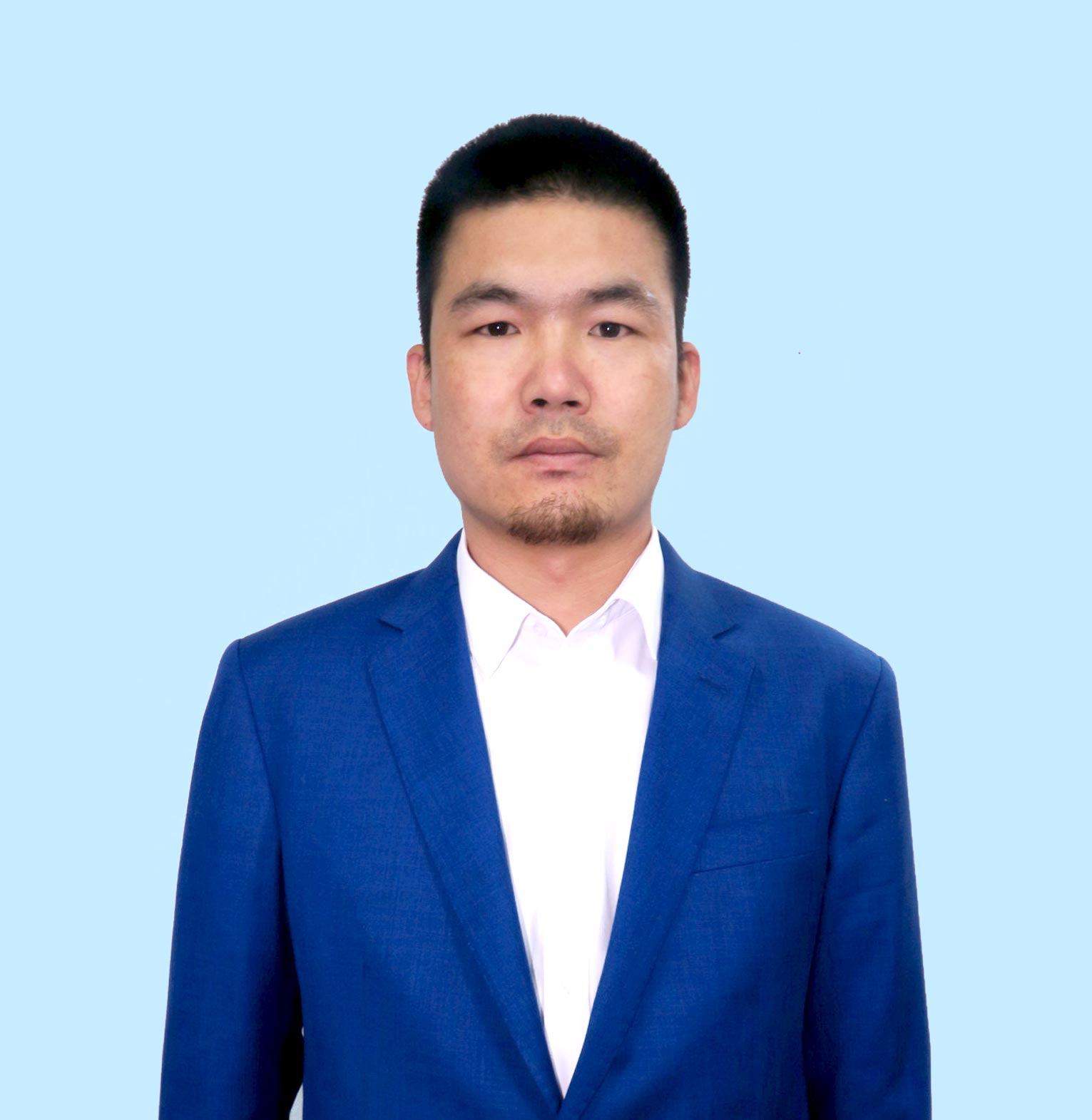 田佳伟