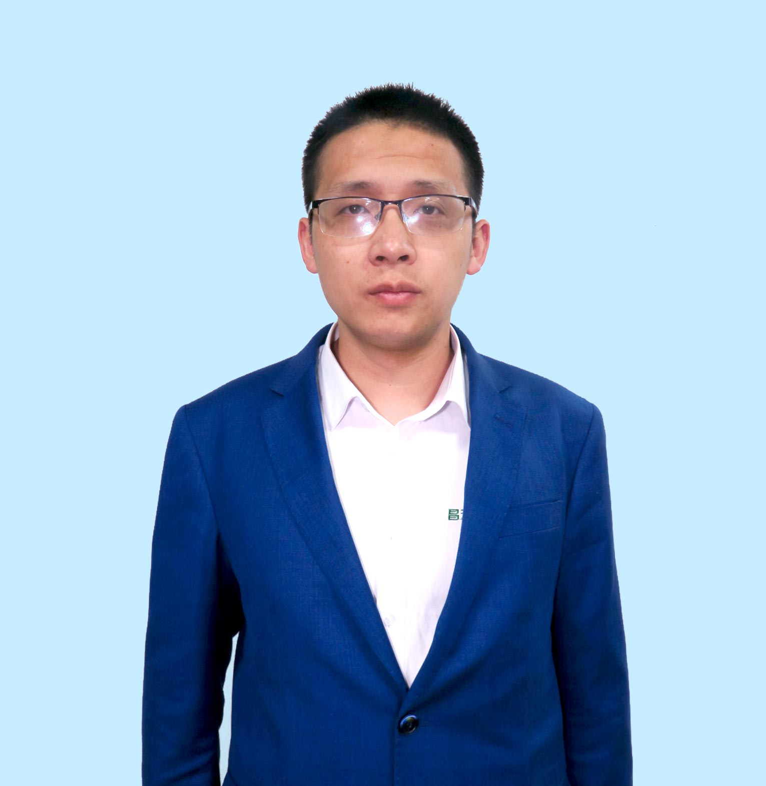 张坤