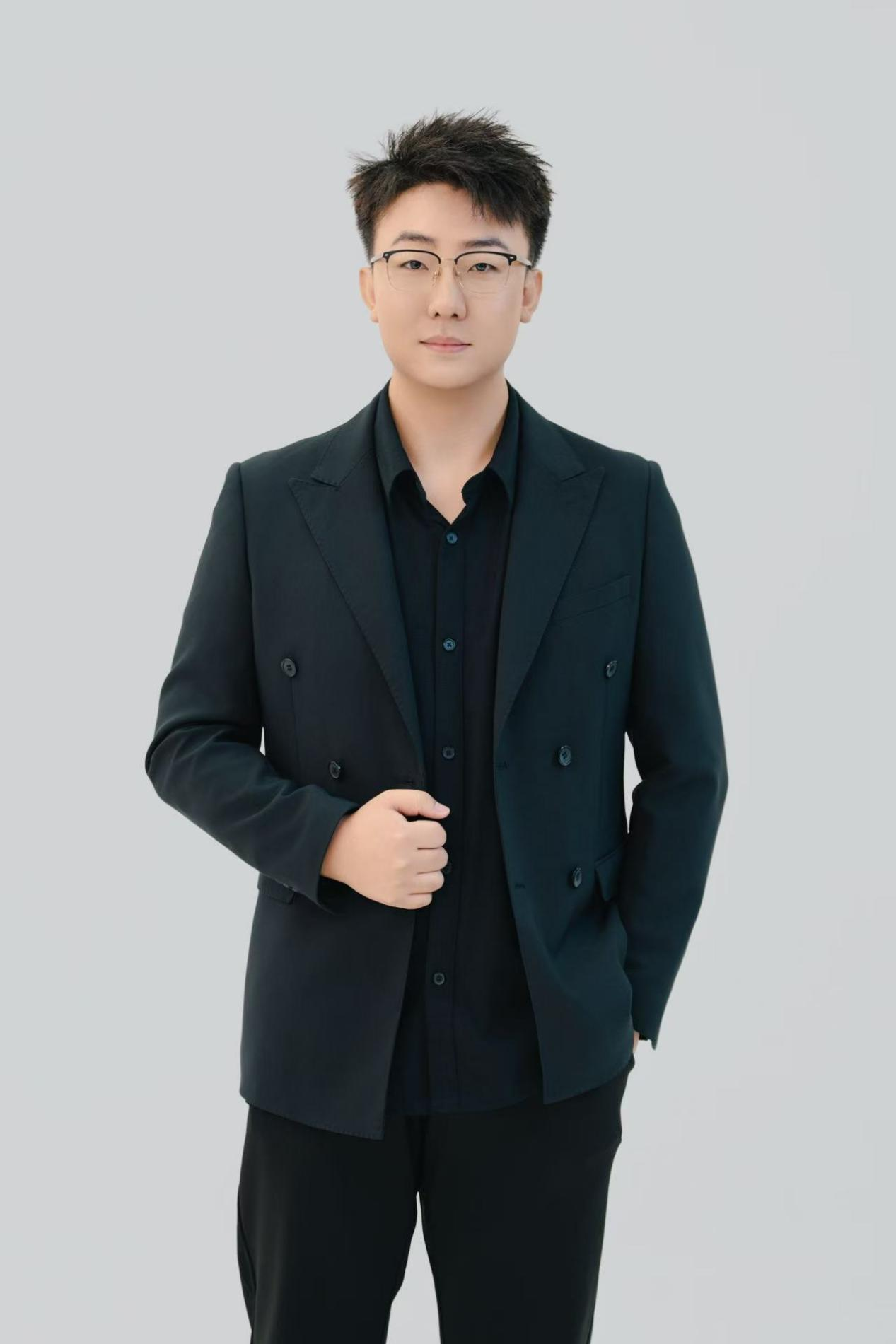 张亚军